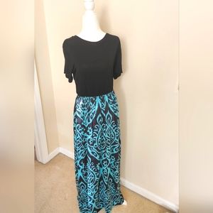 Black and aqua teal design maxi dress L NWOT